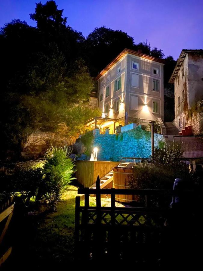 La Casa Sulla Collina Del Castello Breno Exterior foto